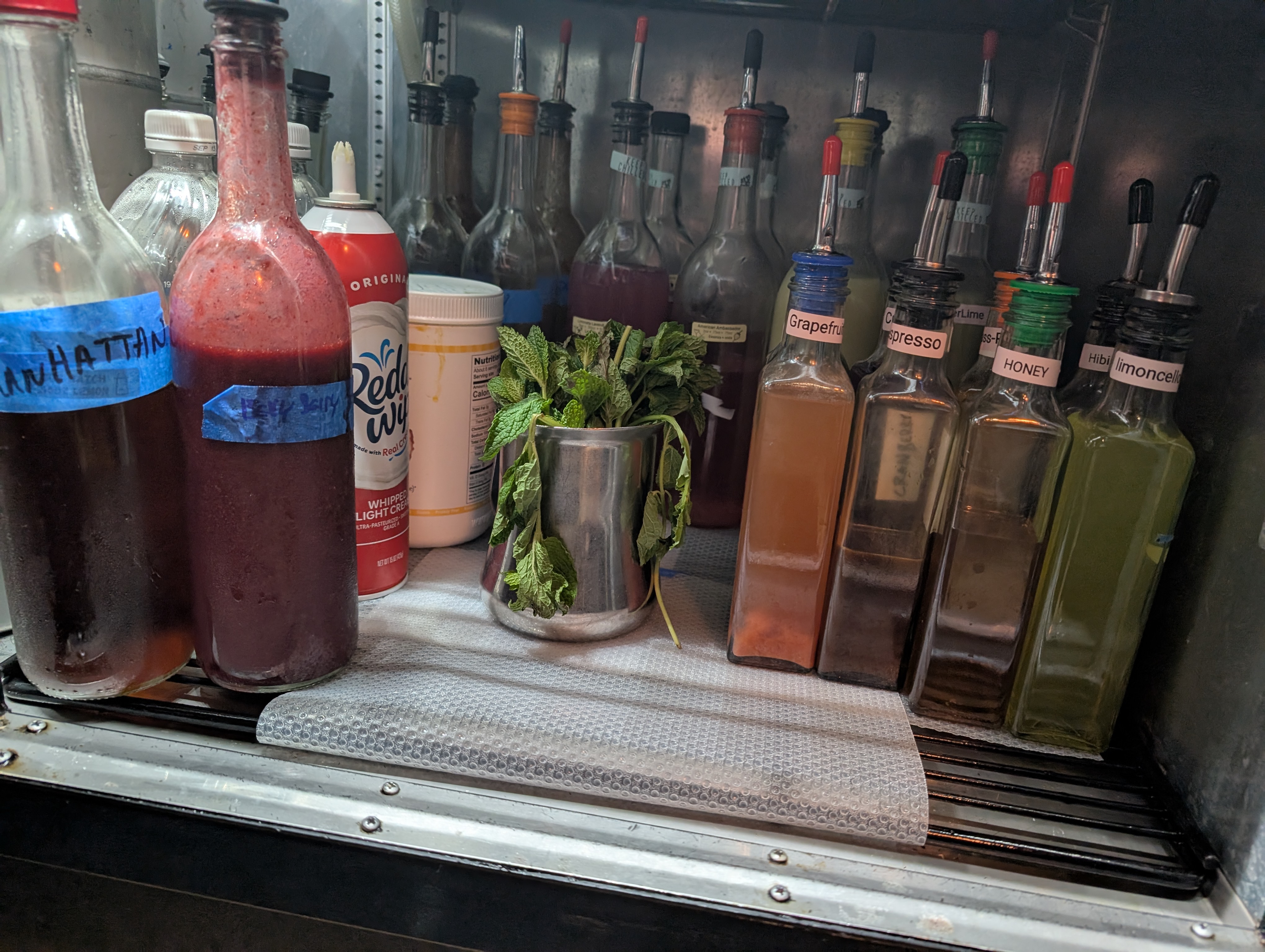 Bar Image 6