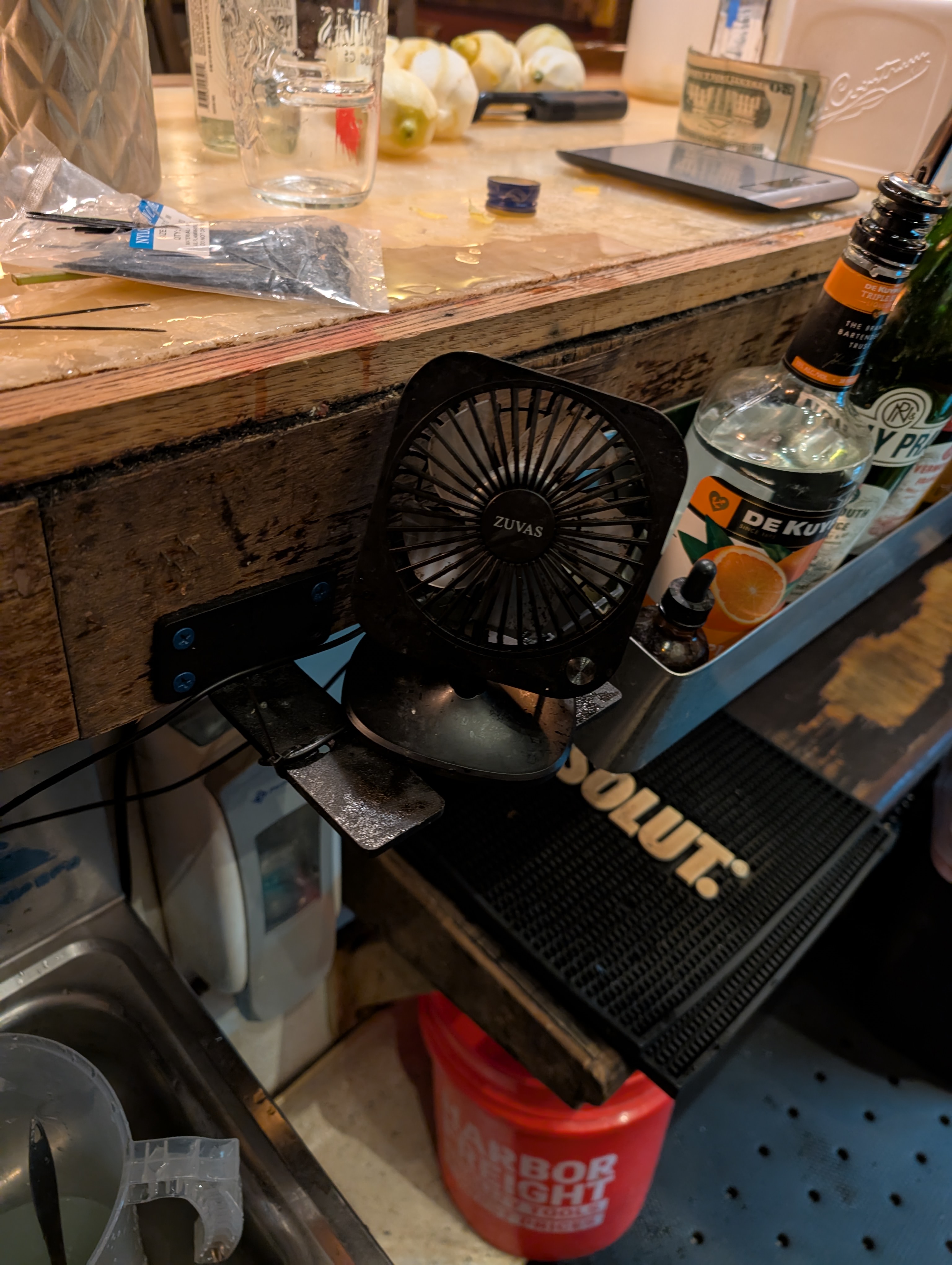 Bar Image 10